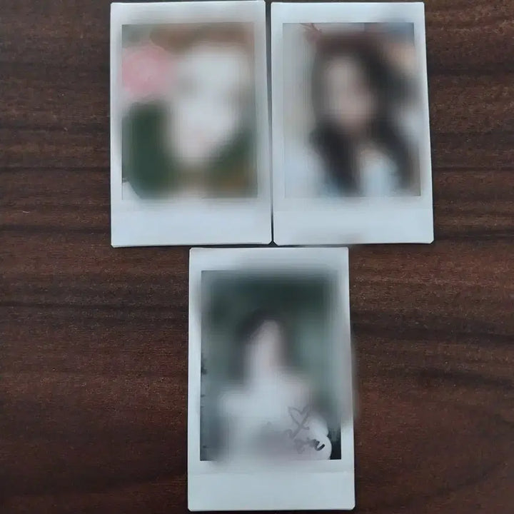 [BUNJANG] LOOSSEMBLE BBA BBA Signed Polaroid / 루셈블 여진 싸인 폴라로이드