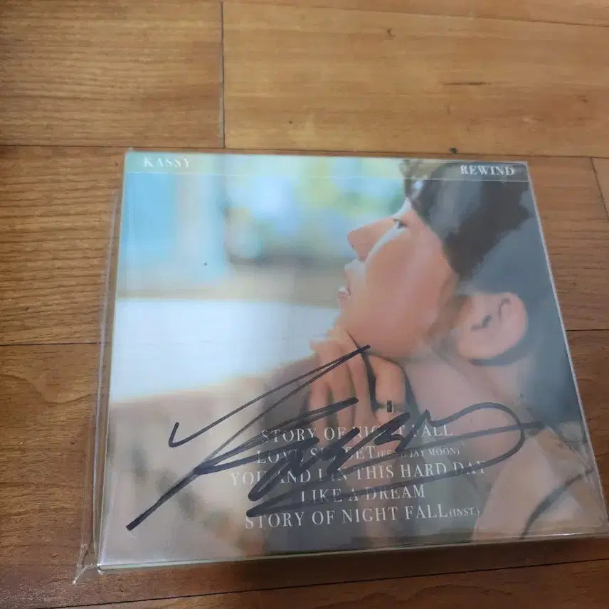 [BUNJANG] Kassy Mini Album Vol. 2 Signed Unsealed Album / 케이시 미니 2집 사인반 단순개봉 앨범 팝니다