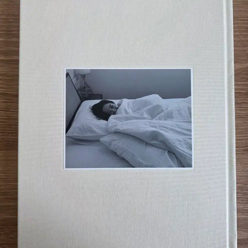 [BUNJANG] Kim Go Eun 10th Anniversary Photobook / 김고은 데뷔 10주년 포토북