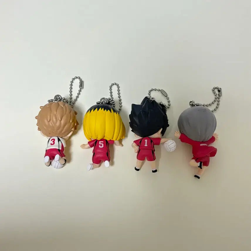[BUNJANG] Haikyuu!! Nekoma Deformed Figure Keyring Gacha / 하이큐 굿즈 네코마 데포르메 피규어 키링 가챠