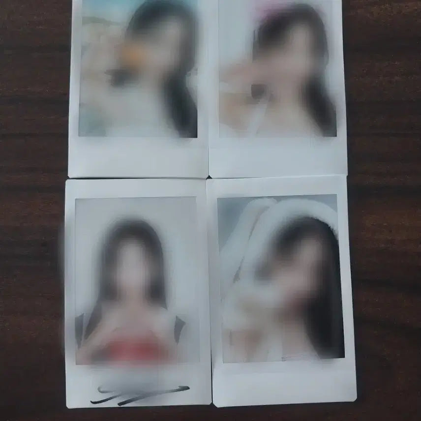 [BUNJANG] LOOSSEMBLE Hyunjin Signed Polaroid / 루셈블 현진 싸인 폴라로이드