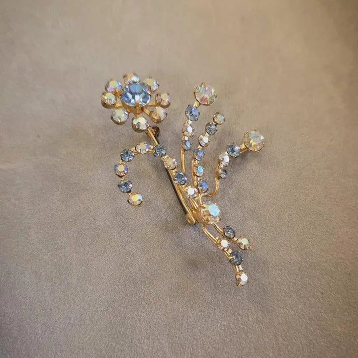 [BUNJANG] 1950s British Vintage Blue Crystal Floral Brooch / 영국빈티지 (1950s)블루 크리스탈 플로럴 플라워 꽃 브로치