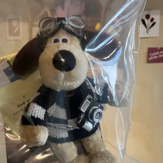 [BUNJANG] Gromit Medium Size Talking &amp; Light-Up Plush Toy / 그로밋 중사이즈 인형 정가 6만원