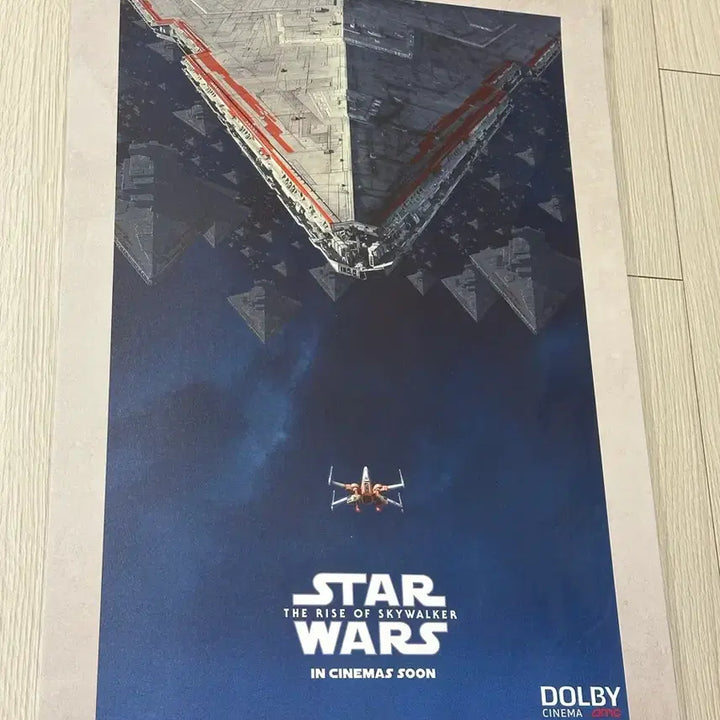 [BUNJANG] Star Wars: The Rise of Skywalker Dolby Cinema Poster (A3) - Limited Edition / [초희귀한정판]영화 스타워즈 라이즈오브스카이워커 돌비 포스터(A3)