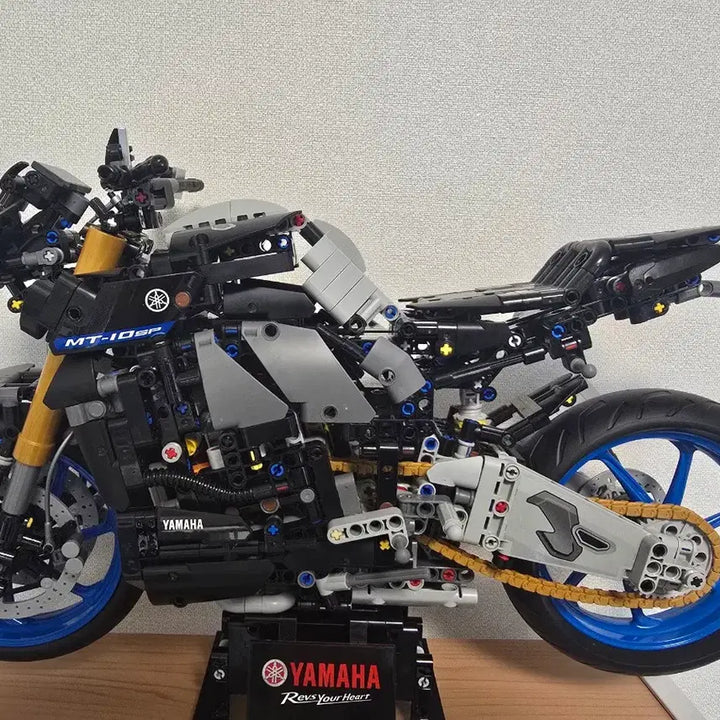 [BUNJANG] LEGO Technic Yamaha MT-10 SP 42159 / 레고 테크닉 야마하 MT-10 SP 42159