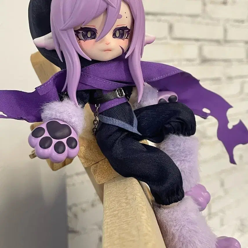 [BUNJANG] Blind Doll Hug Luke Luna for Moon Series (Unsealed) / 블라인드돌 헌급루나 for moon 시리즈[단순개봉]