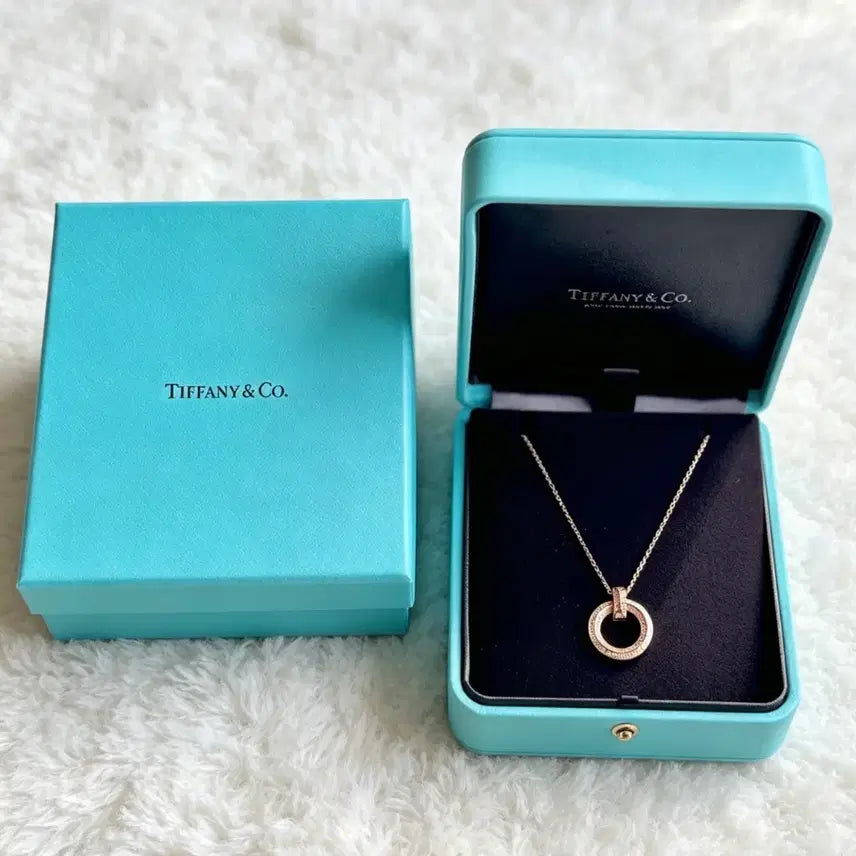[BUNJANG] Tiffany &amp; Co. T Series Round Diamond Setting Necklace Gold Tone / 티파니 앤 코 T시리즈 원형 다이아 세팅 여성 목걸이 골드컬러