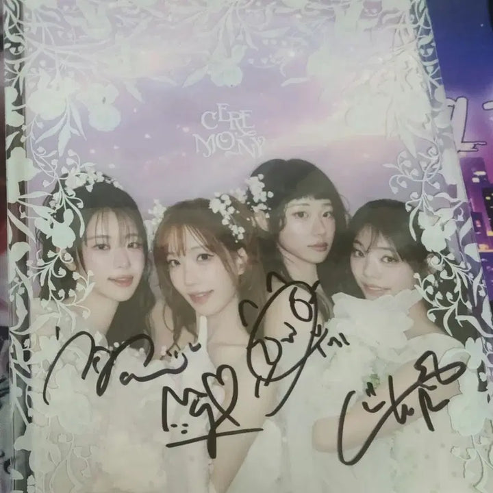 [BUNJANG] QWER Signed Album / QWER 세레머니 친필싸인 앨범 판매합니다
