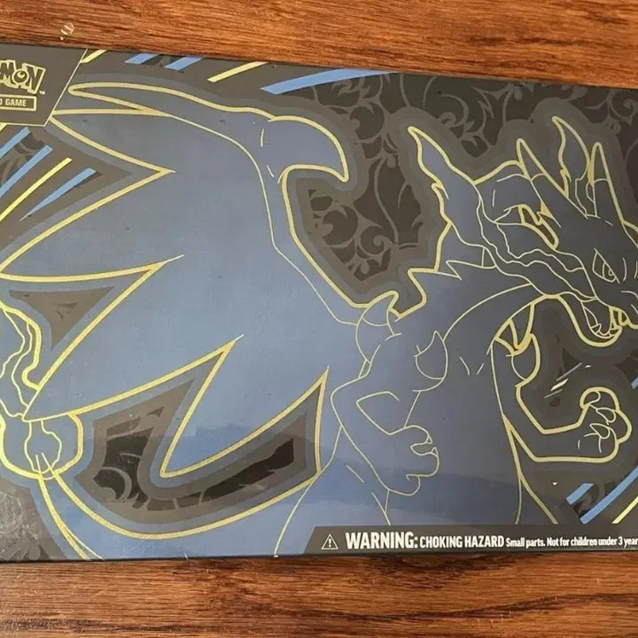 [BUNJANG] Pokemon TCG Charizard UPC Ultra Premium Collection (Sealed, North American Edition) / 포켓몬스터 북미판 미개봉 판타즈멀 플레임즈 UPC 울트라 프리미엄 컬렉션