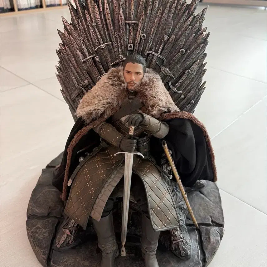 [BUNJANG] Beast Kingdom Game of Thrones Iron Throne Miniature / 왕좌의 게임 철왕좌 비스트킹덤 피규어