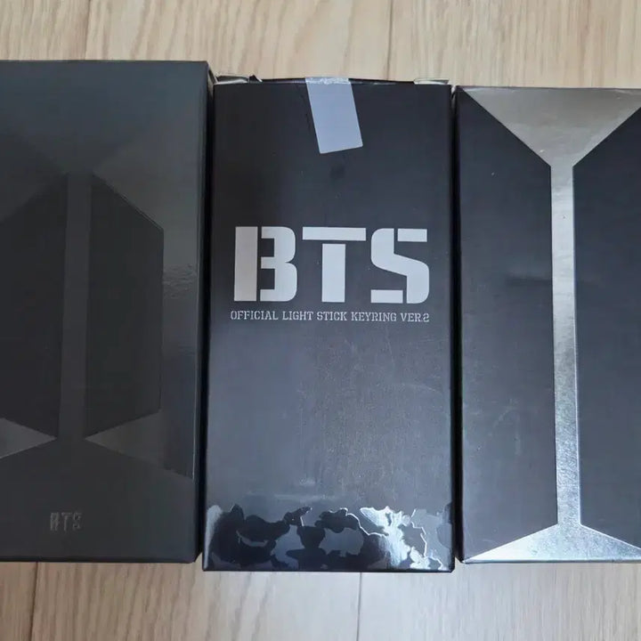 [SOLD OUT] [BUNJANG] BTS Official Lightstick Keychain VER.2, 3, SE Bundle Set / BTS 공식 응원봉 키링 VER.2, 3, SE 일괄