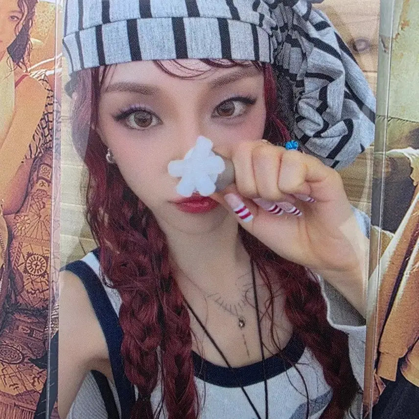 [BUNJANG]  (G)I-DLE Yuqi Gimme Dat Love Studio Live Photocard / 아이들 우기 Gimme Dat Love 공방 포카