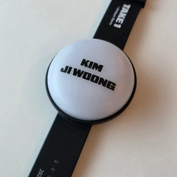 [BUNJANG] ZB1 Kim Ji Woong Fan Meeting Support Band (Sealed) / 제베원 김지웅 팬미팅 응원 밴드 미개봉 양도
