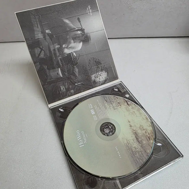 [BUNJANG] HoWoo Natural Album / 호우 (HoWoo) - Natural