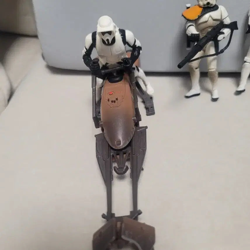 [BUNJANG] Star Wars 9 Figure Set (Stormtrooper, C-3PO, Speeder, etc.) / 스타워즈 피규어 9종 세트 (스톰트루퍼, C-3PO, 스피더 등)