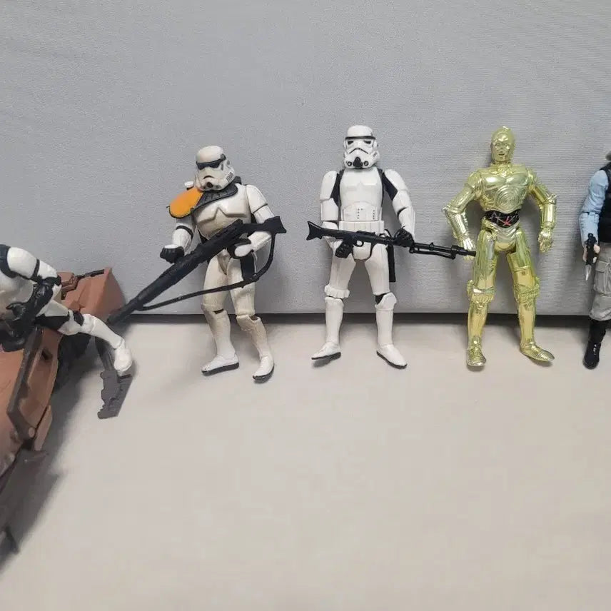 [BUNJANG] Star Wars 9 Figure Set (Stormtrooper, C-3PO, Speeder, etc.) / 스타워즈 피규어 9종 세트 (스톰트루퍼, C-3PO, 스피더 등)