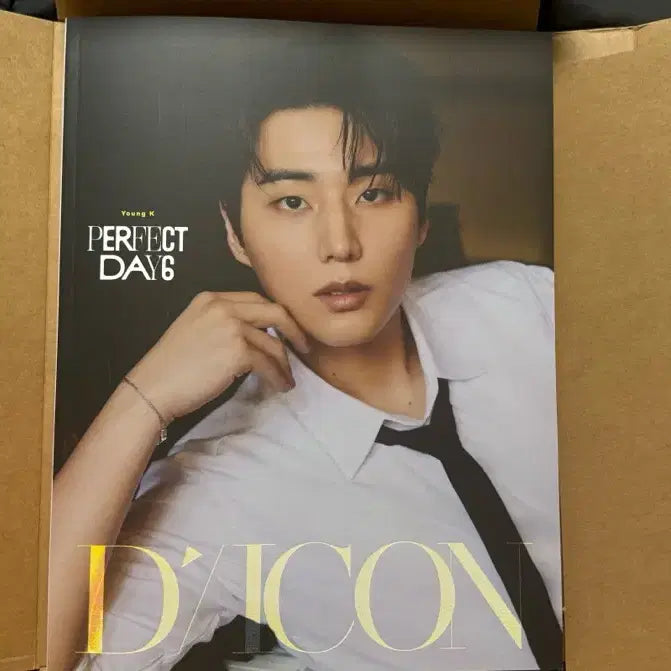 [BUNJANG] Day6 DICON Type B Young K Magazine Only / 데이식스 디아이콘 B타입 영케이 잡지만 (구성품x)