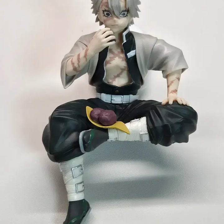 [BUNJANG] Demon Slayer Sanemi Shinazugawa Chokonose Onigiri Figure / 귀멸의 칼날 사네미 초코노세 주먹밥 피규어
