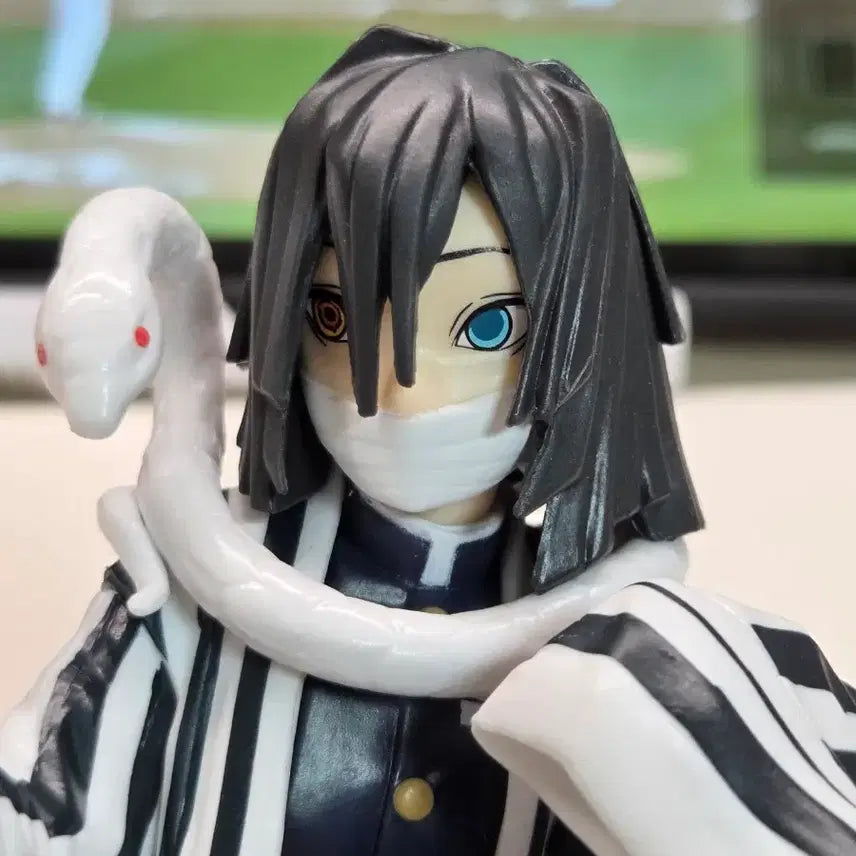[BUNJANG] Demon Slayer Iguro Obanai Chokonose Onigiri Figure / 귀멸의 칼날 이구로 초코노세 주먹밥 피규어