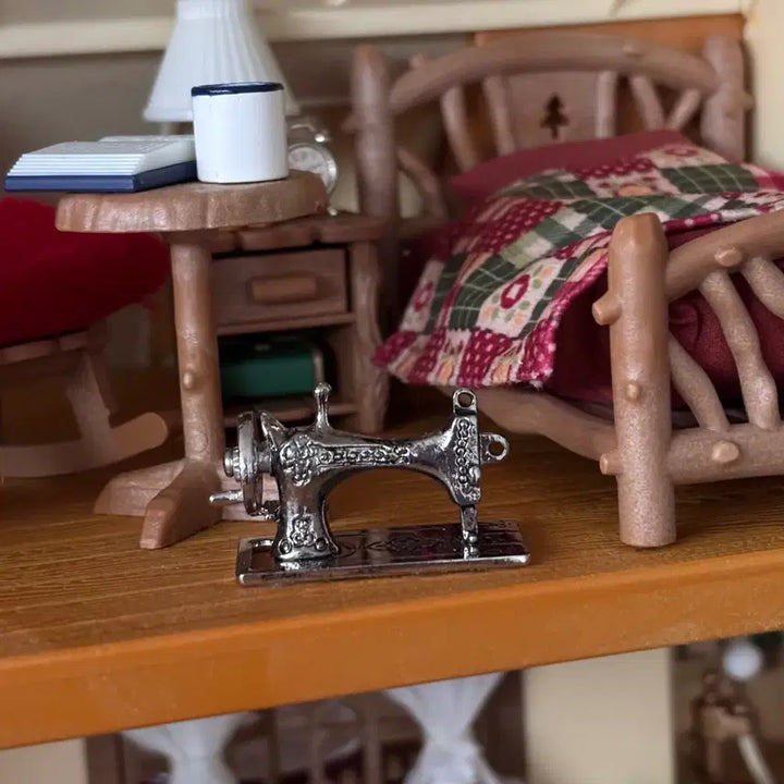 [BUNJANG] Miniature Antique Silver Sewing Machine / 미니어처 앤틱 실버 재봉틀