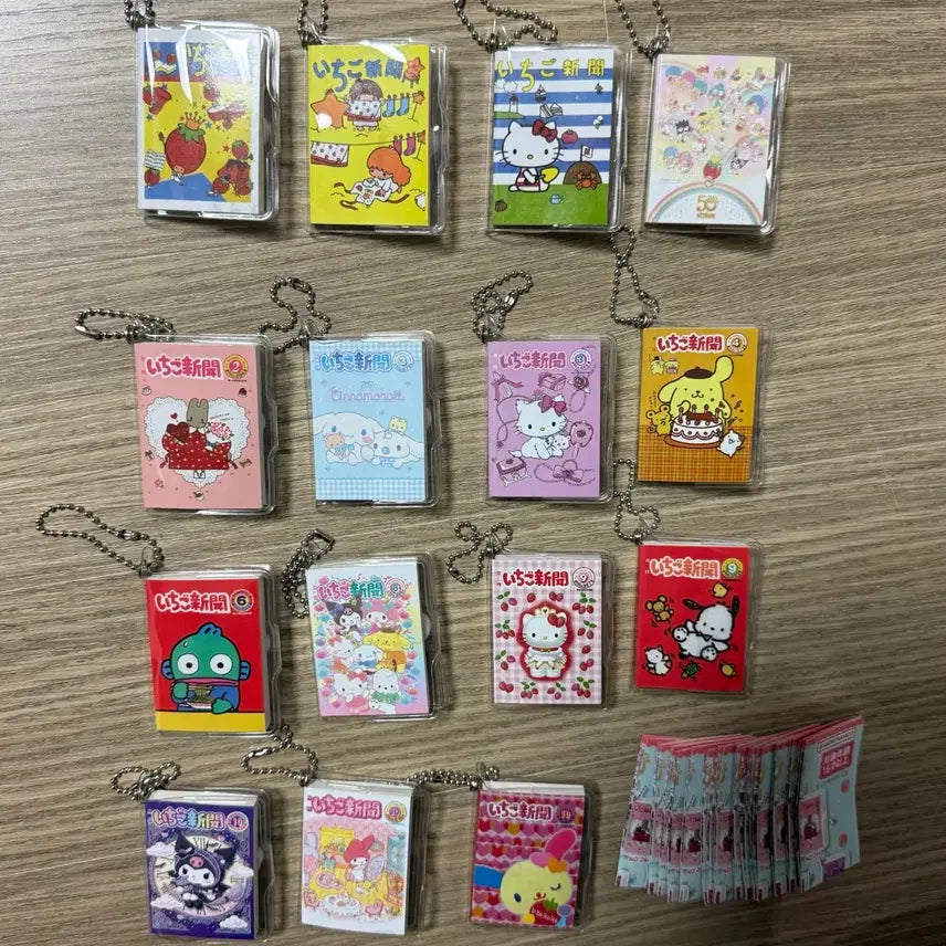 [BUNJANG] Sanrio 50th Anniversary Ichigo Shimbun Notepad Gacha Full Set (15 types) / 산리오 50주년 이치고 신문 노트 가챠 15종 풀셋