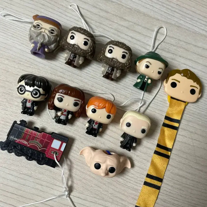 [BUNJANG] Harry Potter Kinder Joy Bundle Set / 해리포터 킨더조이 일괄!!