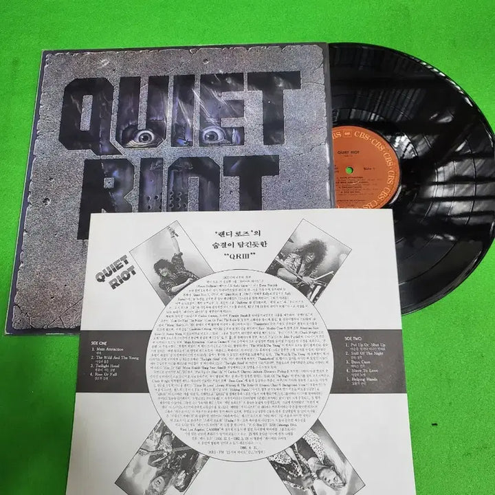 [BUNJANG] Quiet Riot Heavy Metal LP Record 2x Vinyl / -LP- 헤비메탈 콰이어트 라이웃(Quiet Riot) 음반 LP 2장