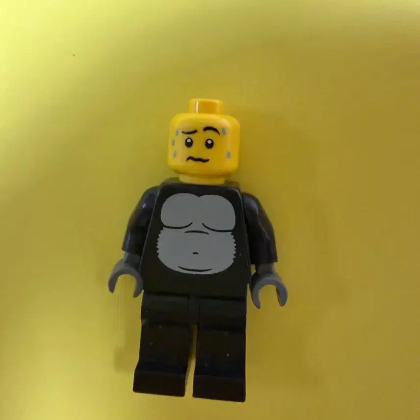 [BUNJANG] LEGO Minifigures Series 3 Gorilla Suit Guy Minifigure (Used) / 레고 시즌 미니피규어 3 고릴라 알바 미니피규어 중고