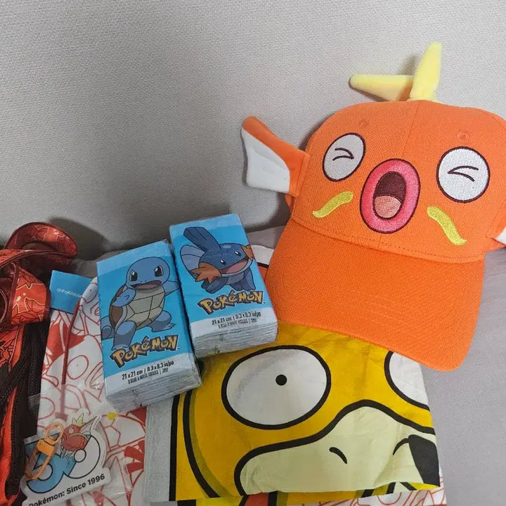[BUNJANG] Pokemon Run Gold Medal Pikachu &amp; Magikarp Goods Set / 포켓몬런 금메달 피카츄 잉어킹 굿즈