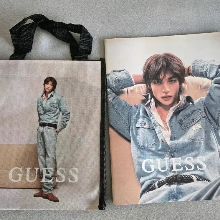 [BUNJANG] Guess Hyunjin Eco Bag + Poster / 게스 현진 에코백 + 포스터
