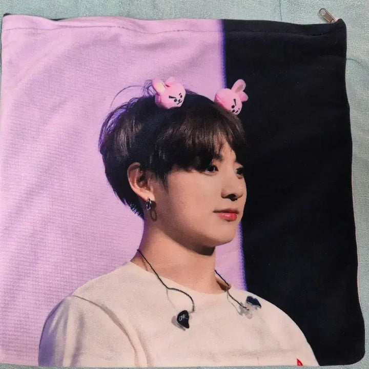 [BUNJANG] BTS Jungkook Cushion Cover / Bts 방탄 정국 jungkook jk 쿠션커버