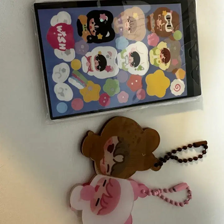 [BUNJANG] Seo-yeon &amp; Sakuya Magnetic Acrylic Keyring / 시온이랑 사쿠야 딱붙 자석 키링 팔아요