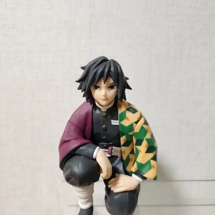 [BUNJANG] Demon Slayer Giyu Tomioka Chuhachi Meeting Figure with Chocorin / 귀멸의 칼날 토미오카 기유 주합회의 피규어 + 초코린
