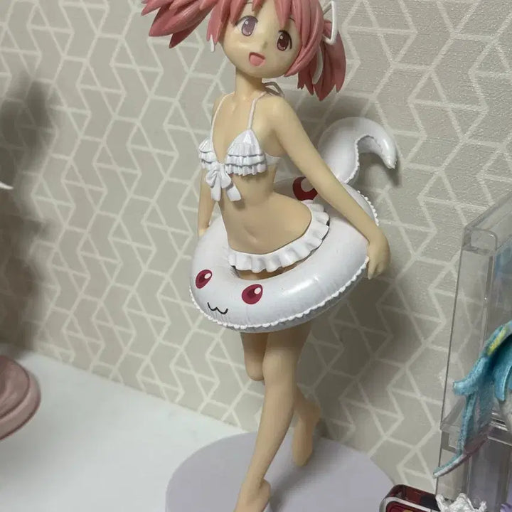 [BUNJANG] Madoka Magica Swimsuit Classic Figure / 마마마 마도카 수영복 피규어 고전 피규어 판매