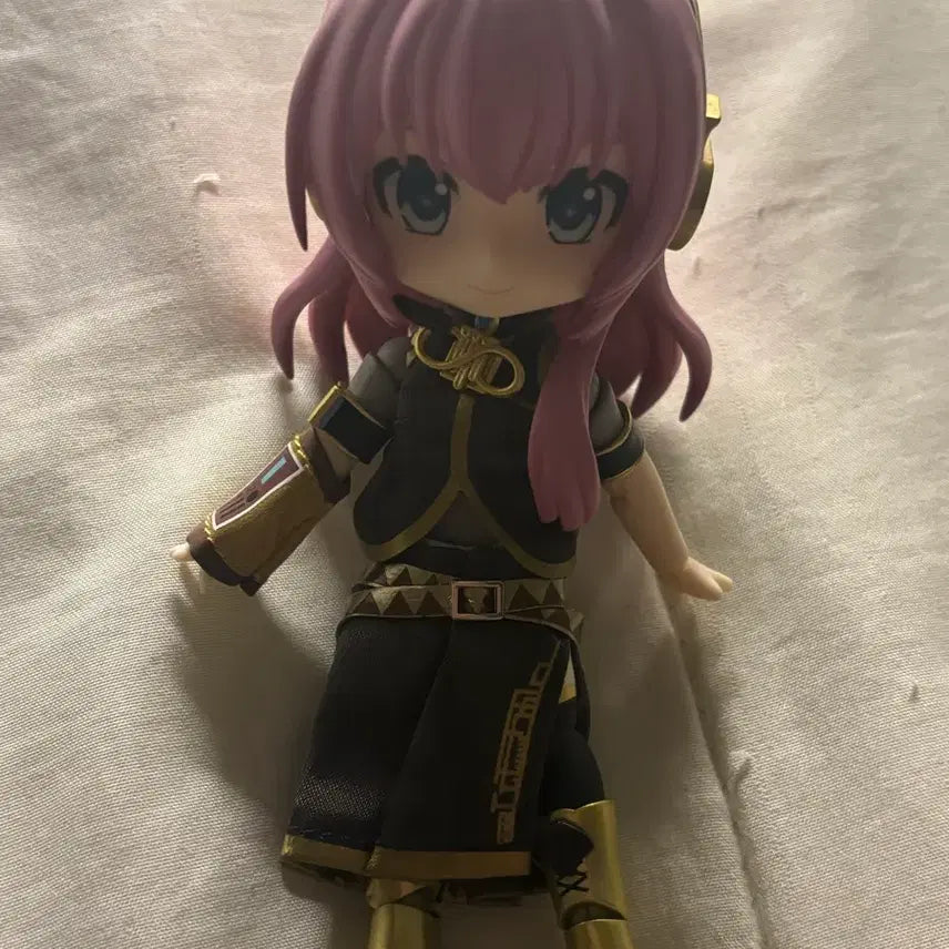 [BUNJANG] Megurine Luka Nendoroid Doll Figure / 메구리네 루카 넨도돌 넨도 넨도로이드 돌
