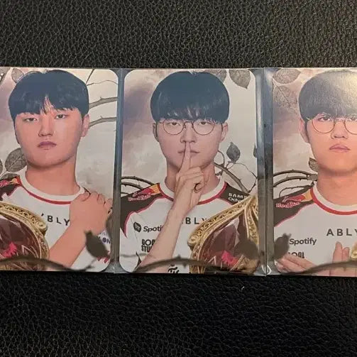 [BUNJANG] T1 5-Stack Team Room Photocard Bundle Set (Sealed) / T1 베캠 5-stack team room 포카 미개봉