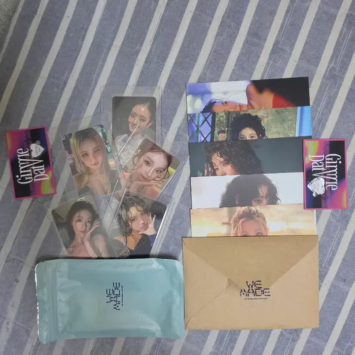 [BUNJANG] (G)I-DLE Gimme Dat Love Official Photocard Bundle Set / (여자)아이들 gimme dat love 공방 포토카드 양도합니다