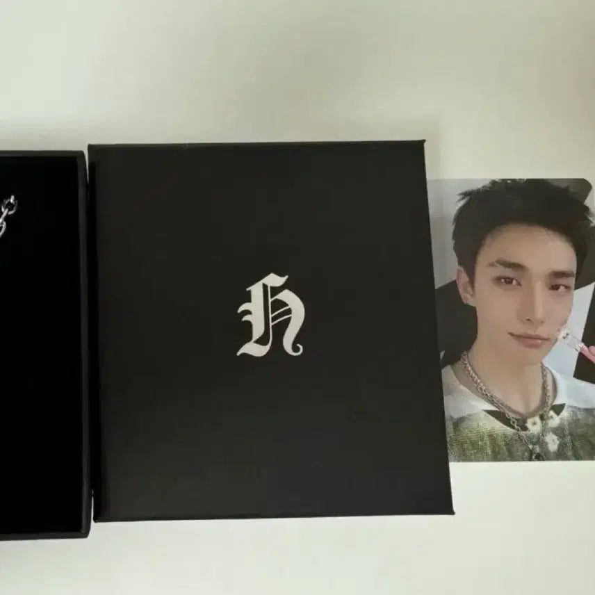 [BUNJANG] Hyunjin Necklace / 현진목걸이