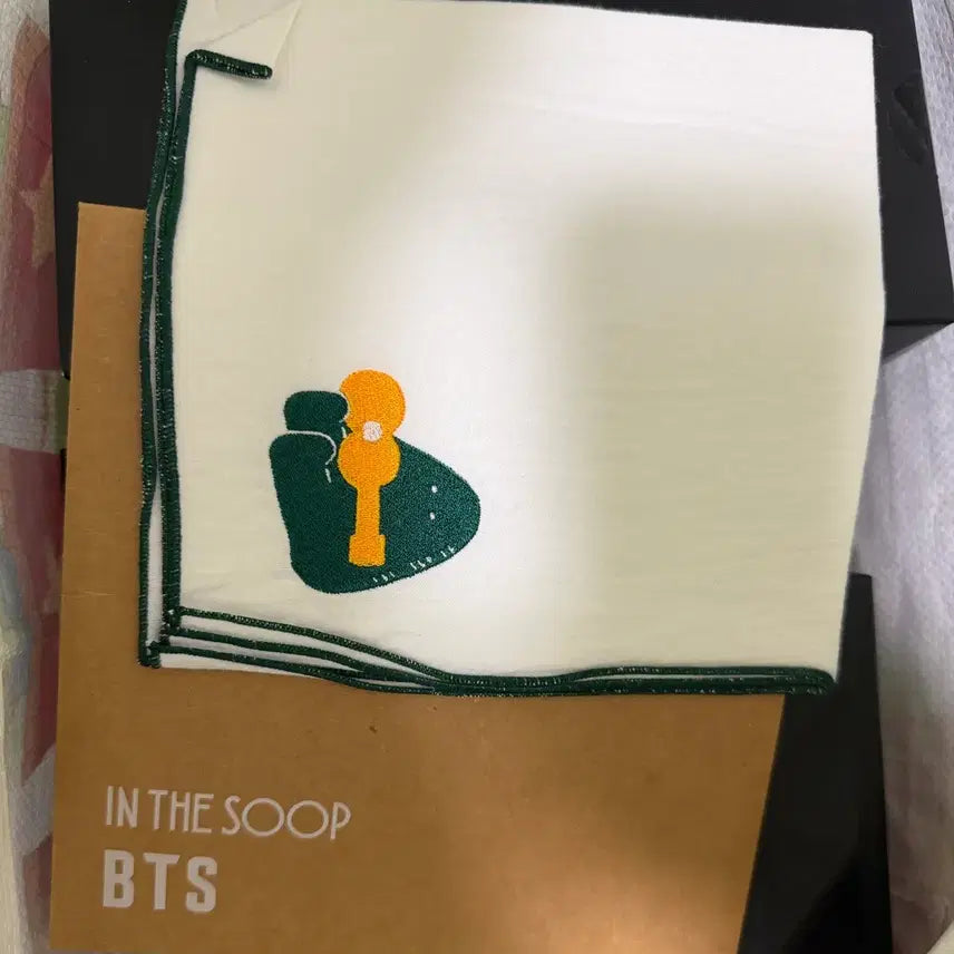 [BUNJANG] BTS In The Soop Handkerchief / BTS IN THE SOOP 굿즈 손수건 (개당)