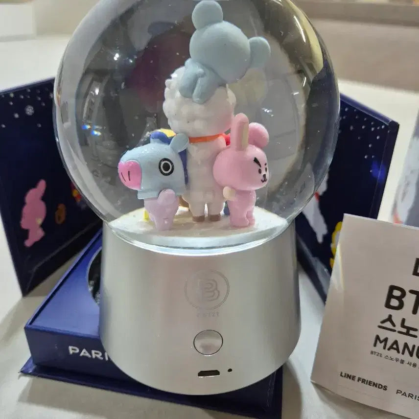 [BUNJANG] BT21 Paris Baguette Collaboration Snow Globe / BT21 스노우볼 파리바게트 콜라보