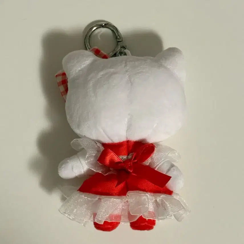 [BUNJANG] Sanrio x 7-Eleven Collaboration Hello Kitty Plush Doll / 산리오 세븐일레븐 콜라보 빼빼로 한정 헬로키티 인형