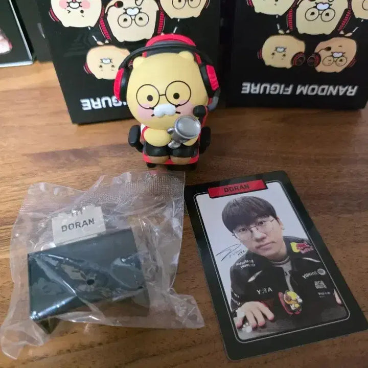 [BUNJANG] T1 Doran Chunsik Random Figure + Photocard (Opened) / T1 도란 티원 춘식이 랜덤 피규어 + 포토카드 / 개봉