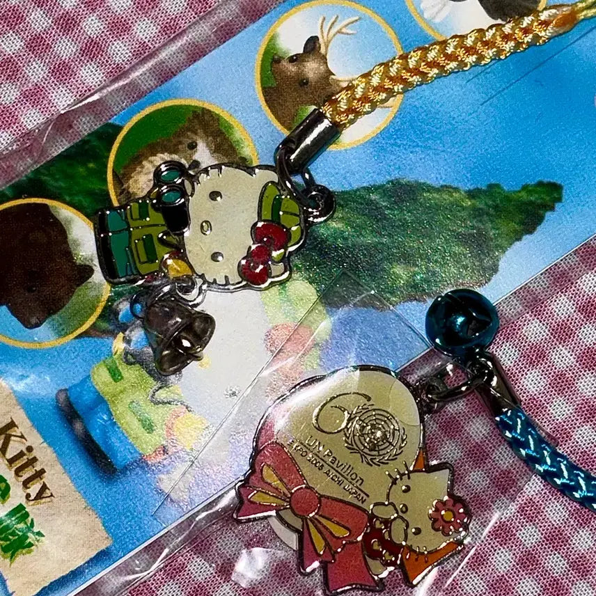 [BUNJANG] 2005 Classic Hello Kitty Strap / 2005년 고전키티 스트랩