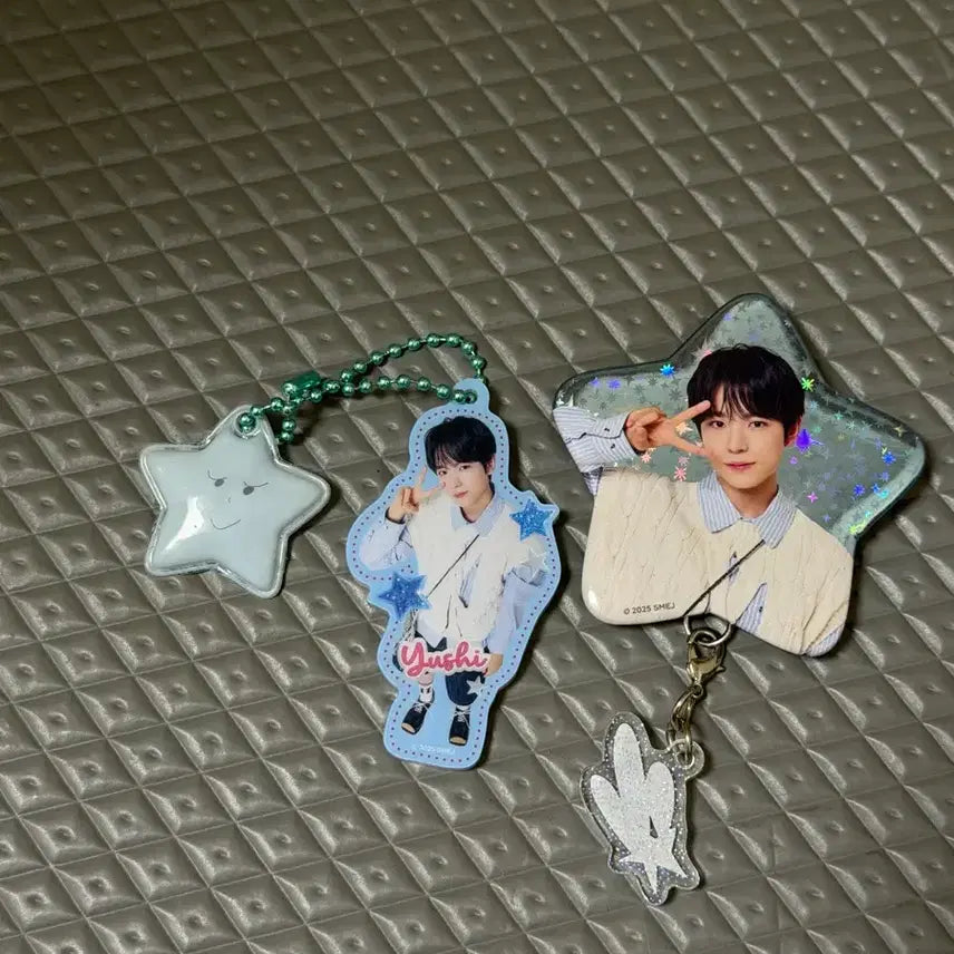 [BUNJANG] NCT WISH Our WISH Bundle Set Yushi Badge Star Keyring Random Gacha / 일괄)엔시티위시 아워위시 일투 유우시 뱃지 별키링 랜덤가챠 키링