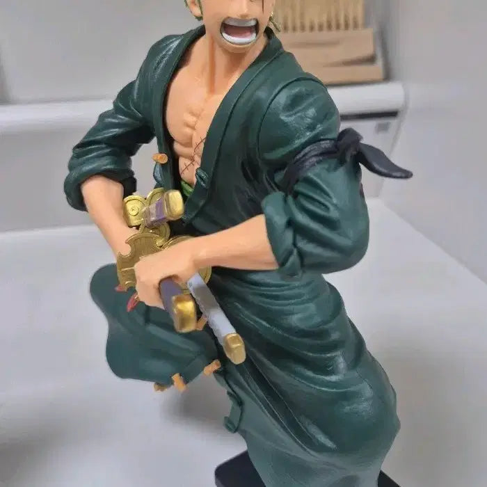 [BUNJANG] Banpresto One Piece Roronoa Zoro Grandista Figure / 반프레스토 원피스 Grandista 롤로노아 조로 피규어