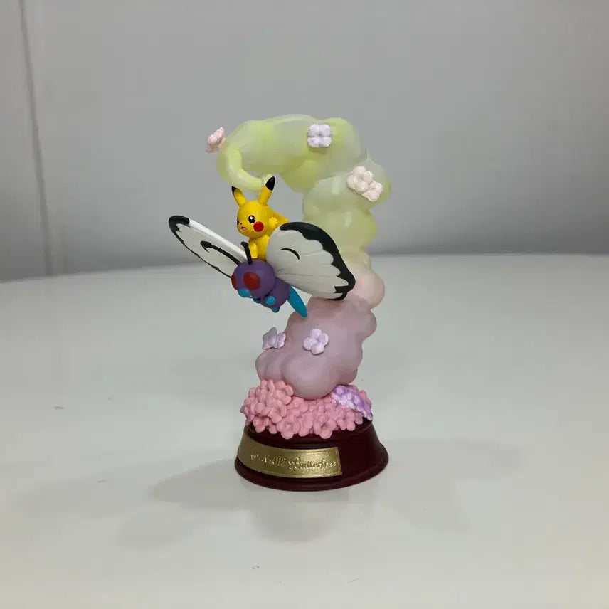 [BUNJANG] Pokemon Pikachu Butterfly Figure / 포켓몬 피카츄 버터플라이 피규어