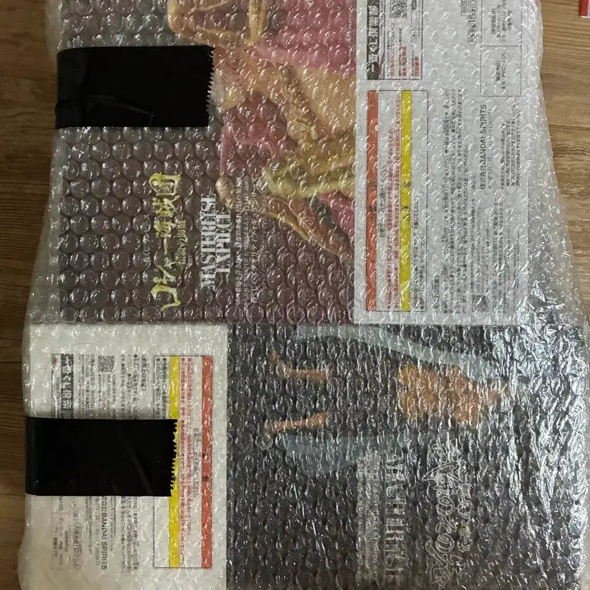 [BUNJANG] One Piece MASTERLISE Rayleigh Last One &amp; Roger A Prize Figure Bundle Set (Sealed) / [미개봉]원피스 제일복권 MASTERLISE 레일리 라스트원 피규어
