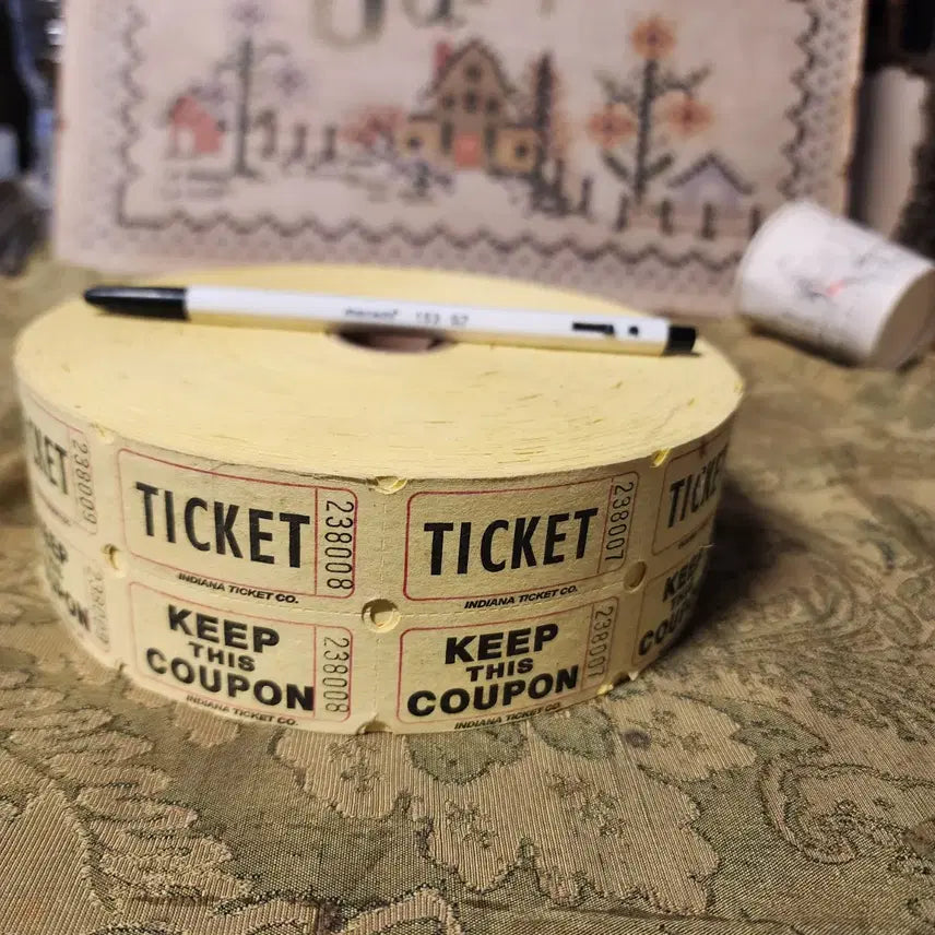 [BUNJANG] Raffle Ticket Roll (16.3cm Diameter) / USA 티켓은 주로 이벤트, 축제, 경품권 추첨권 응모권 등에서 입장 확