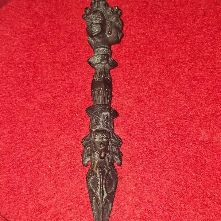 [BUNJANG] Antique Tibetan Bronze Vajra (Dorje) with Horsehead Guardian / [엔틱 민속품] 티베트 밀교 청동 금강저 (마두명왕 금강궐 / 액운타파
