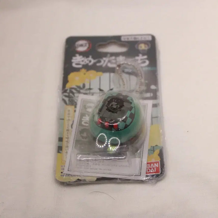 [BUNJANG] Demon Slayer Tanjiro Tamagotchi - Bandai Authentic / 귀멸의 칼날 다마고치 탄지로 컬러 반다이 정품